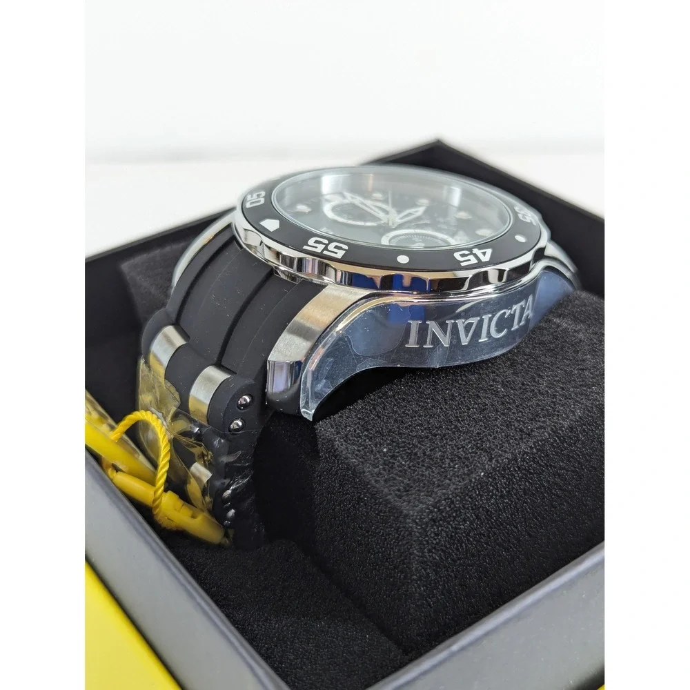 Invicta pro diver